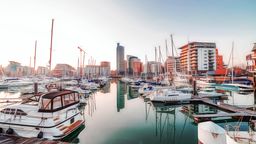 Busca vuelos baratos a Southampton