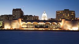 Hoteles cerca de Ywca 2020 Women Of Distinction Awards