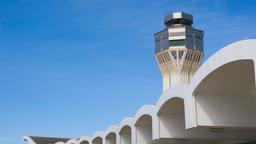 Encuentra vuelos en Primera Clase a Aeropuerto de San Juan