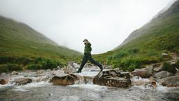 Busca vuelos baratos a Escocia