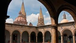 Encuentra vuelos baratos desde Villahermosa a Guadalajara