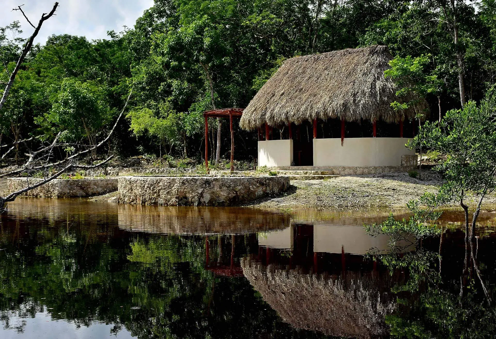 discover-mayan-village