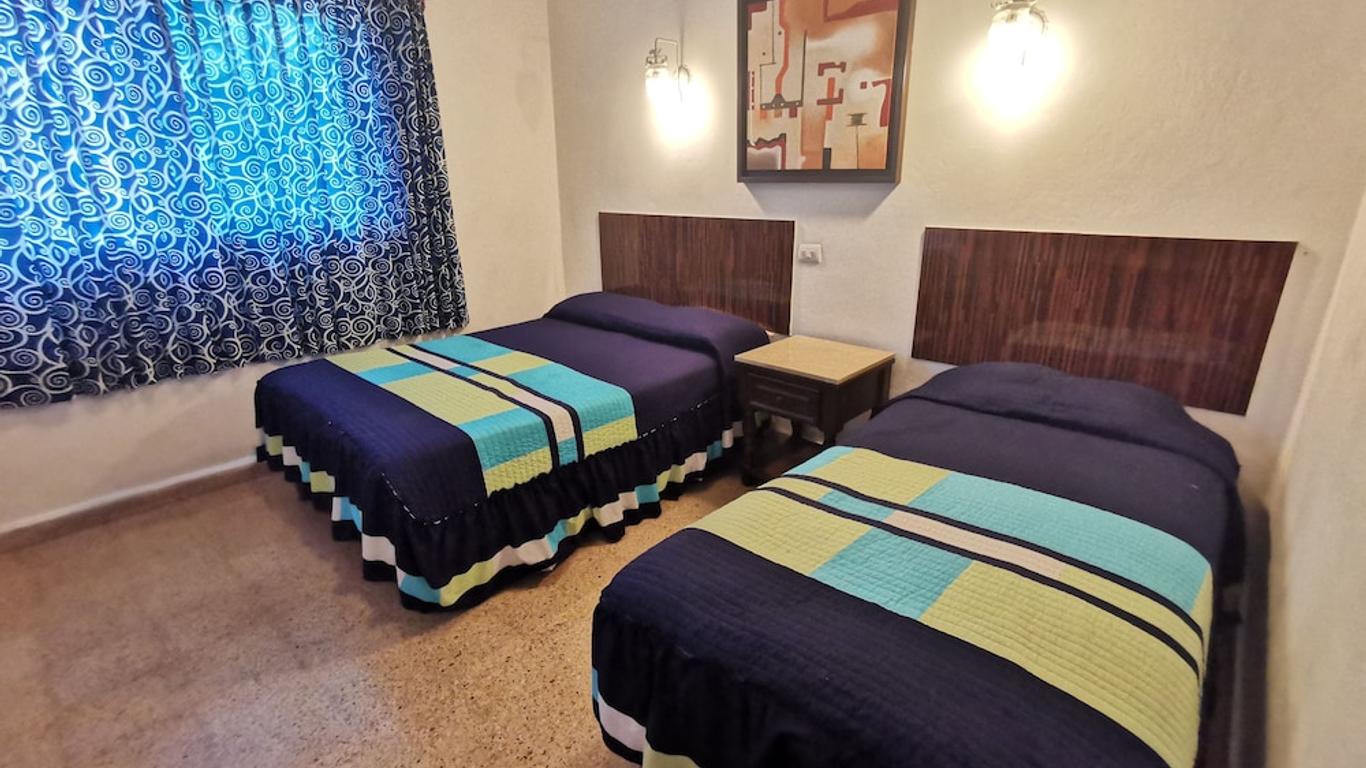 Las Dalias Inn