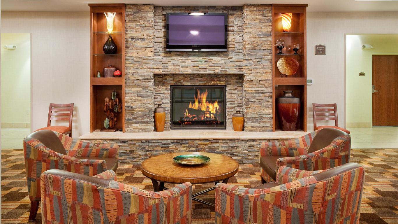 Holiday Inn Express & Suites Loveland