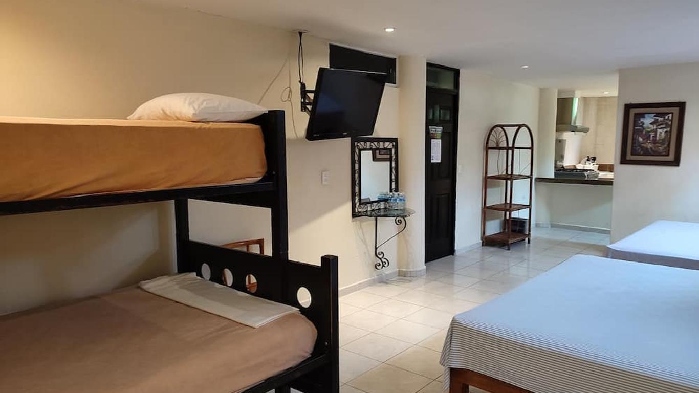 Hotel Ashly