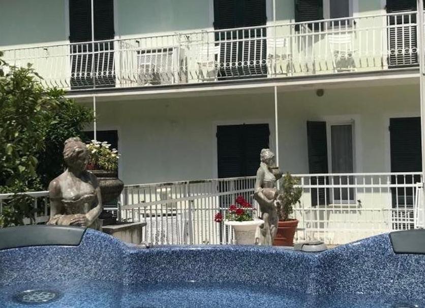 Otro Foto