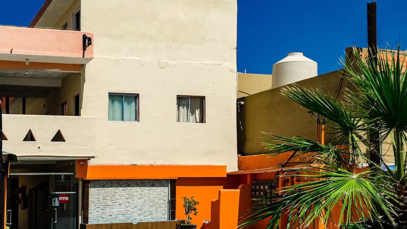 OYO Hotel Cabo Del Sur, Cabo San Lucas