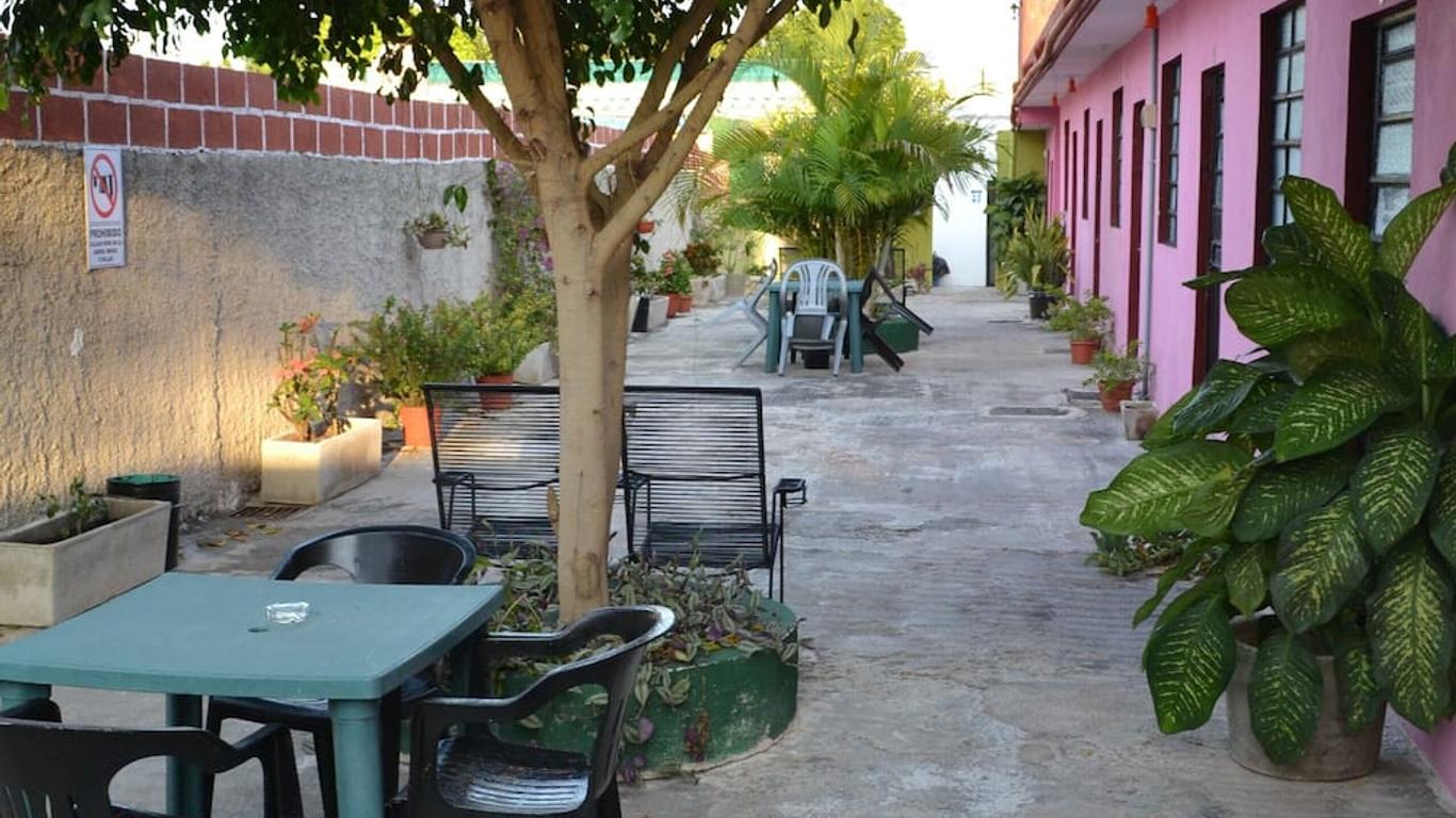 Casa Cuevas & Amaro