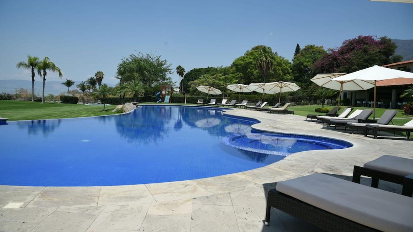 La Reserva Chapala