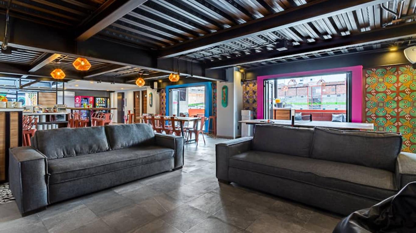 Barrio Downtown Mexico City Hostel