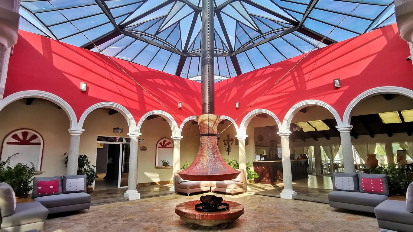 Hotel Villa Mercedes en $1,097 ($̶1̶,̶8̶6̶9̶). San Cristóbal de las Casas  Hoteles - KAYAK