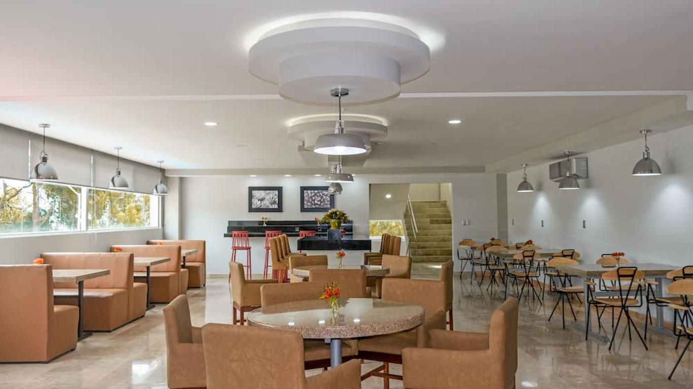 Hotel 5 Inn Plus