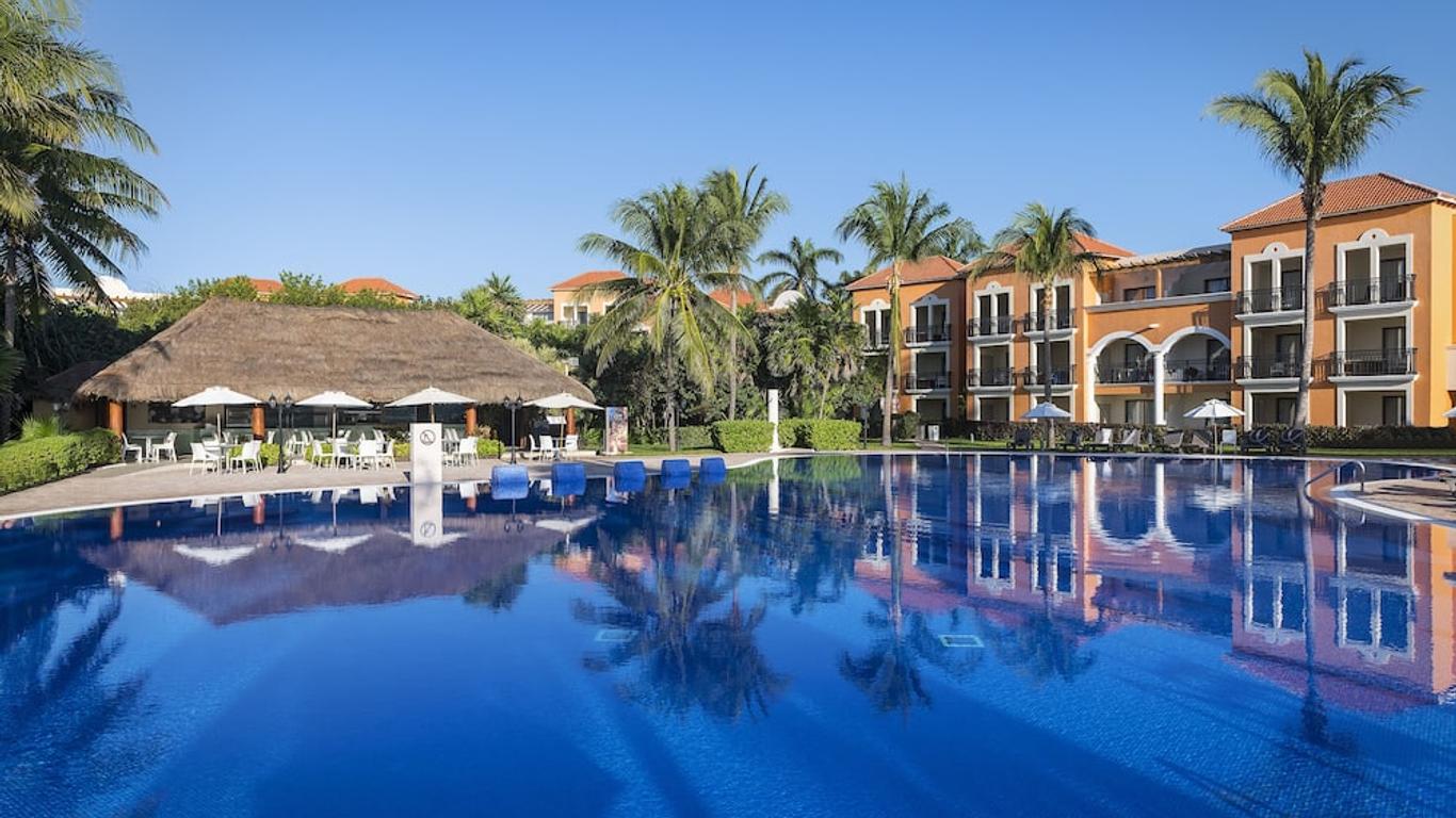 El Beso Adults Only at Ocean Coral & Turquesa