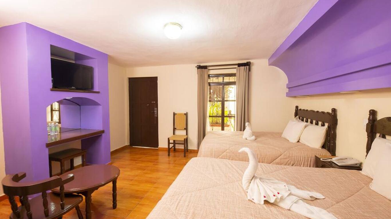 Hotel Dmonica
