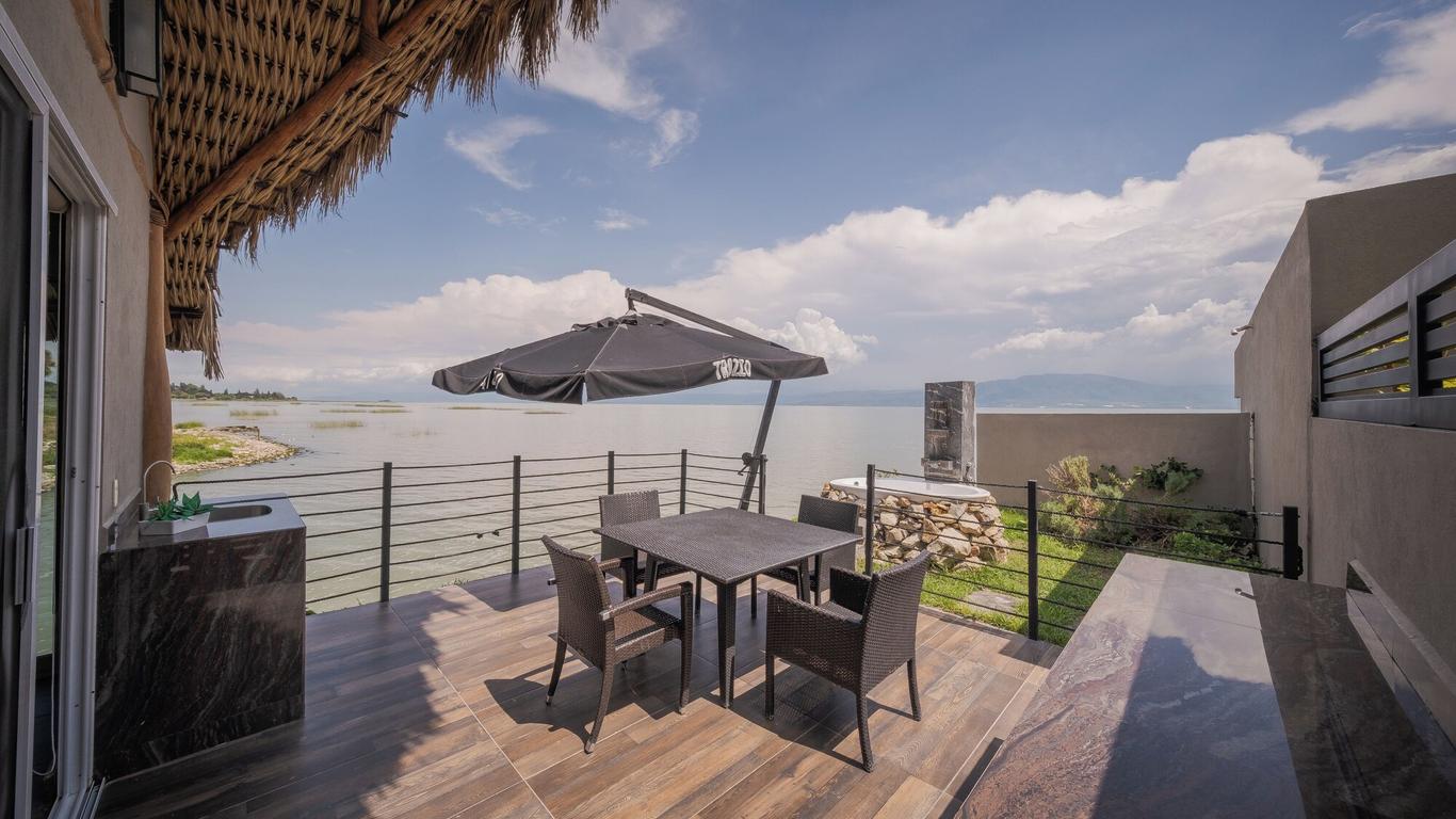 Nimue Marina Residence