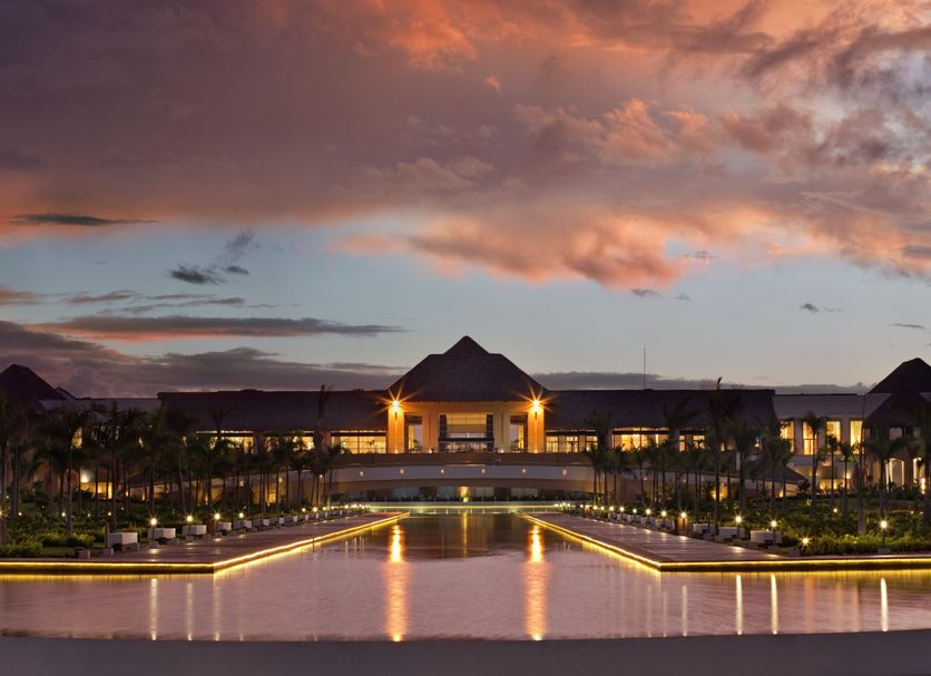 Hard Rock Hotel And Casino Punta Cana desde $3,455 ($̶2̶3̶,̶4̶0̶9̶