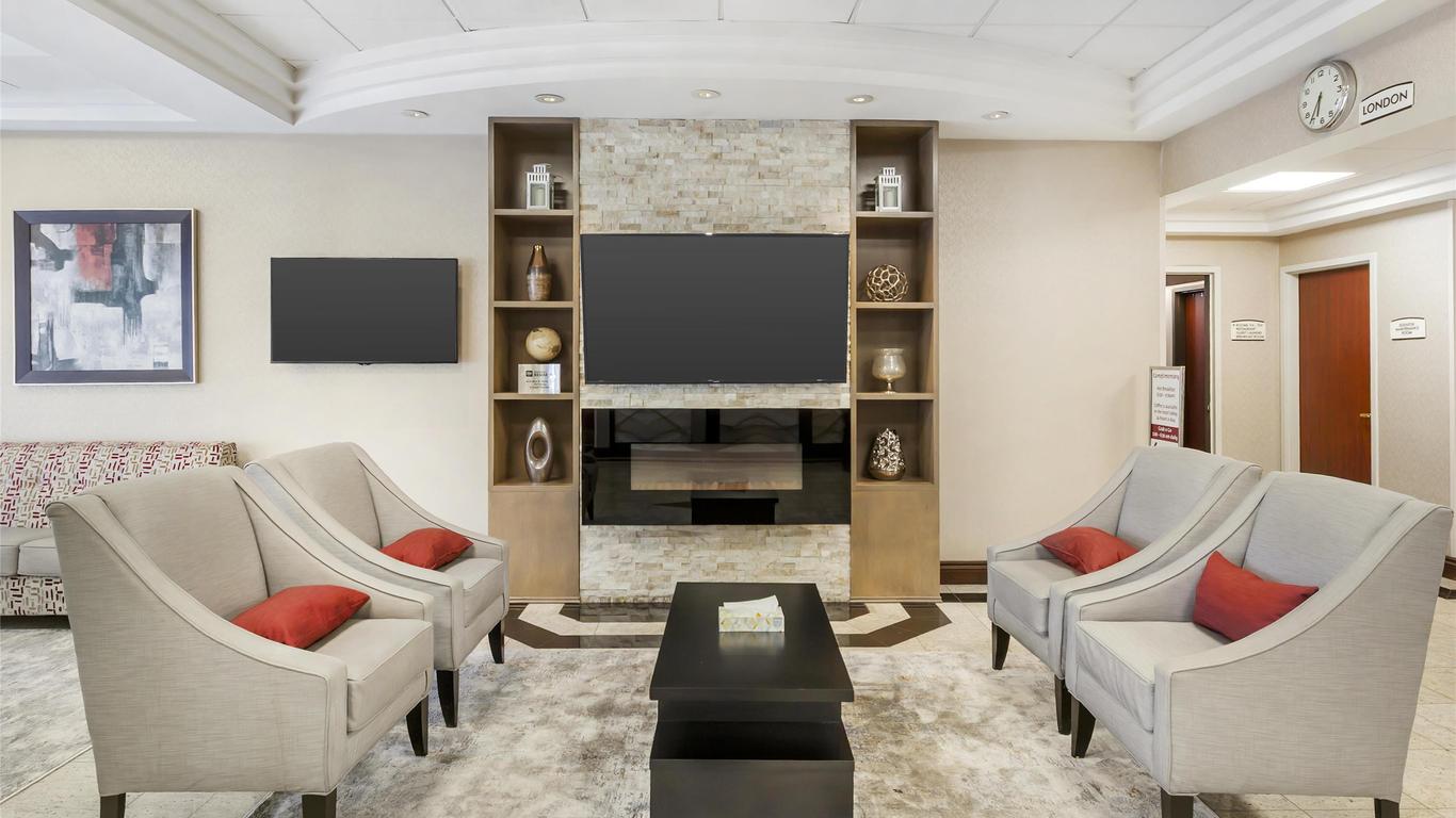 Best Western Plus Travel Hotel Toronto Airport