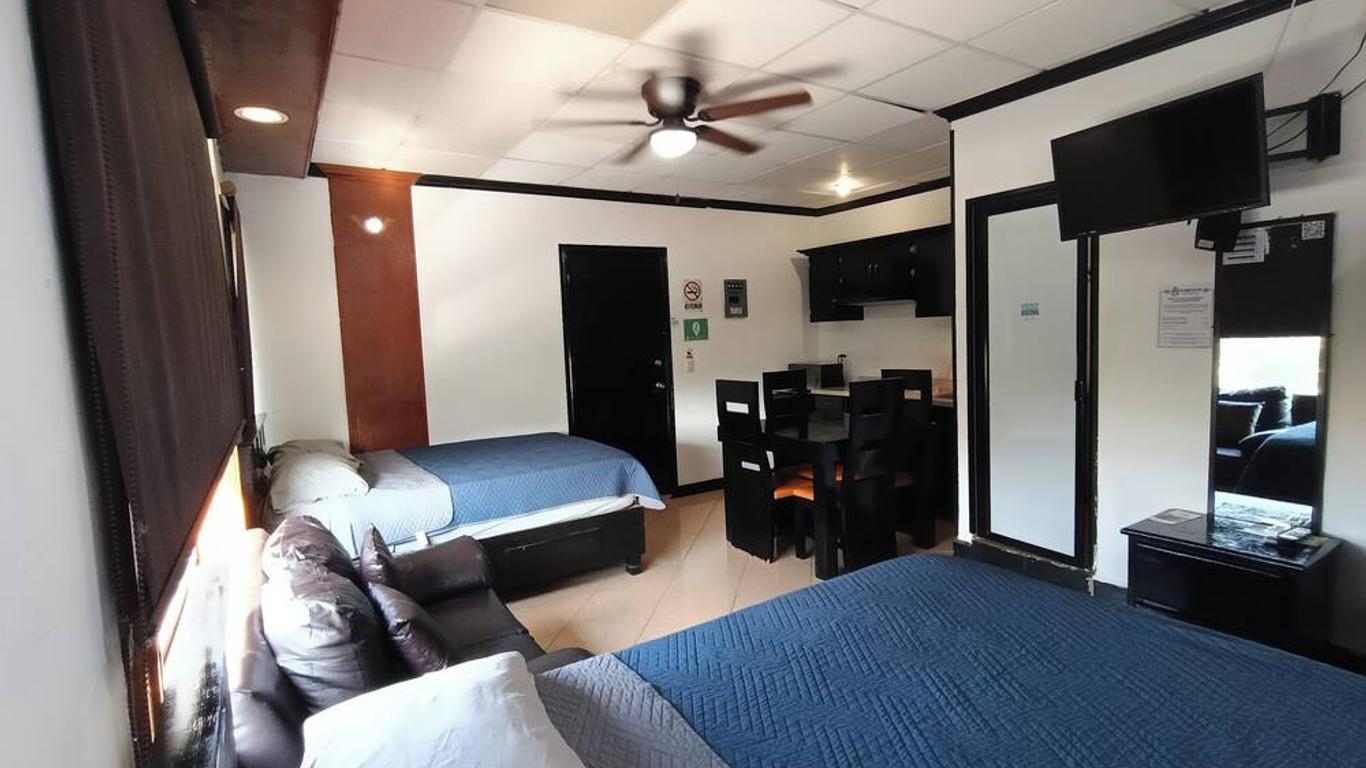 Hotel Garcias Suites