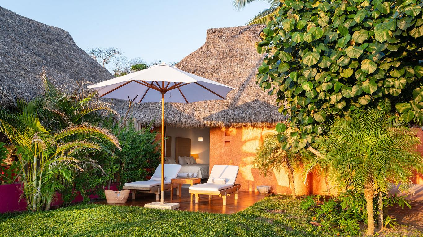Playa Rosa Bungalows Careyes
