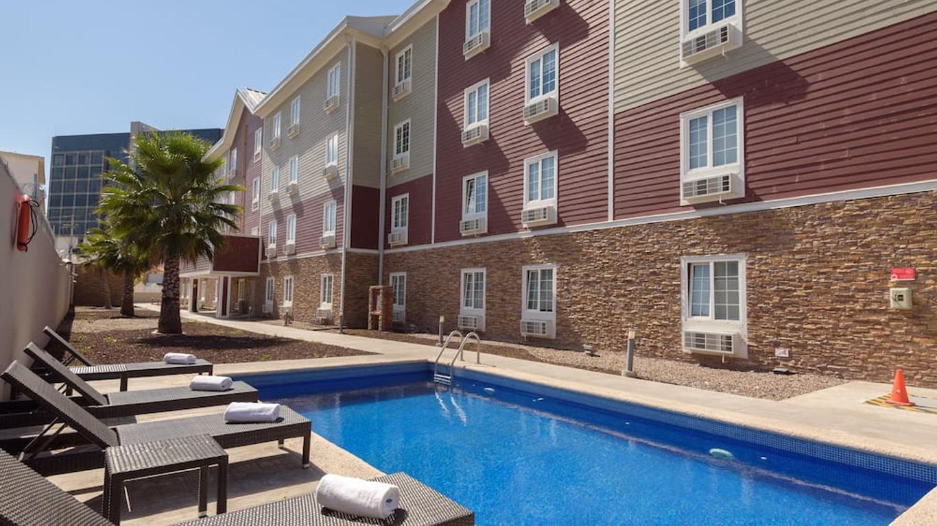 Extended Suites Tijuana Macroplaza