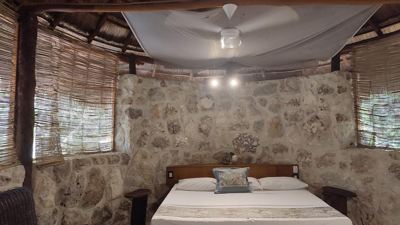 Aldea Maya-Ha Cabañas con cenotes