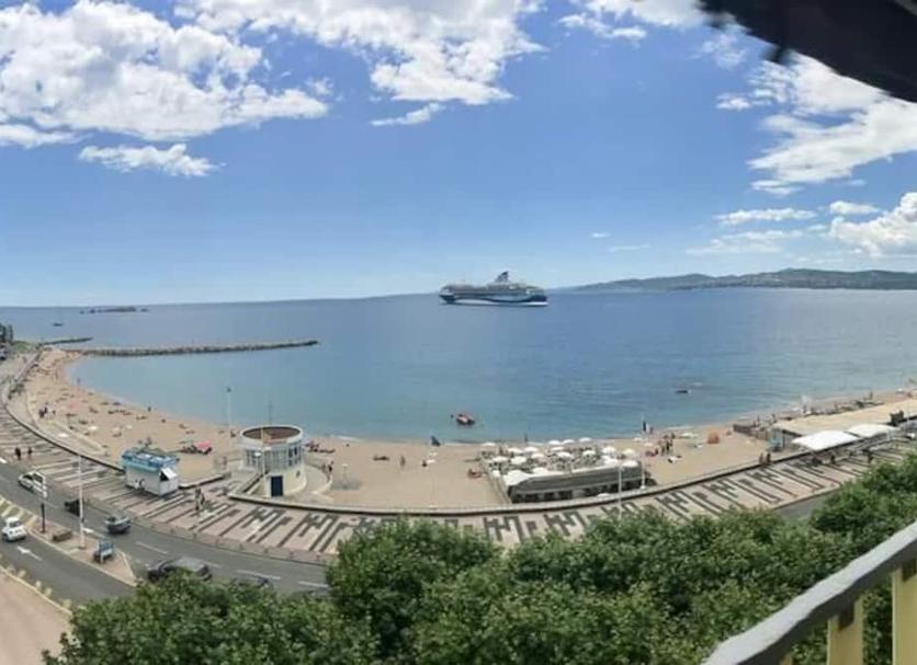 Otro Foto
