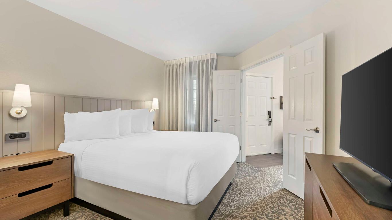 Sonesta Es Suites Dulles Airport