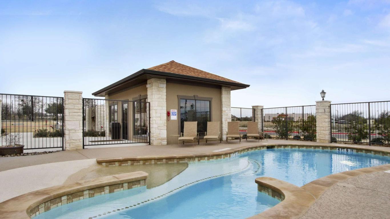 Microtel Inn & Suites by Wyndham Round Rock