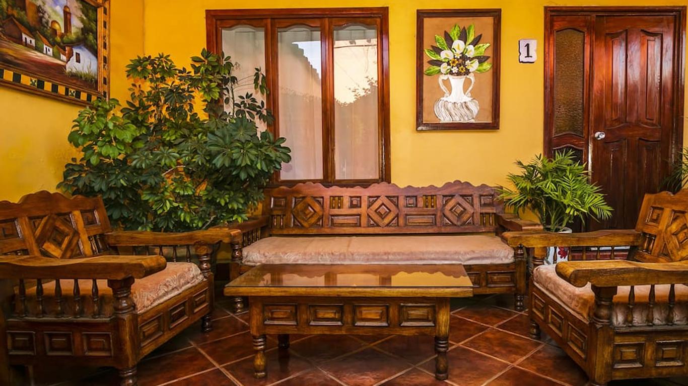 OYO Posada De Los Angeles, Pátzcuaro