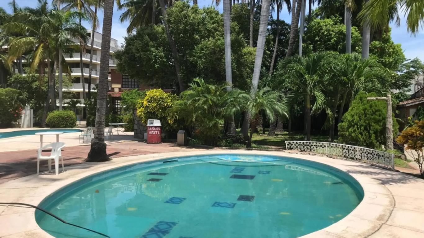 Las Hamacas