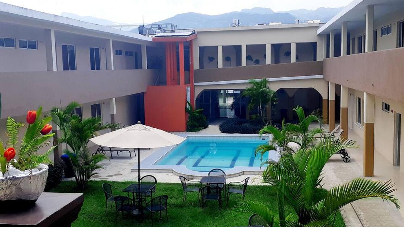Hotel Vista Verde