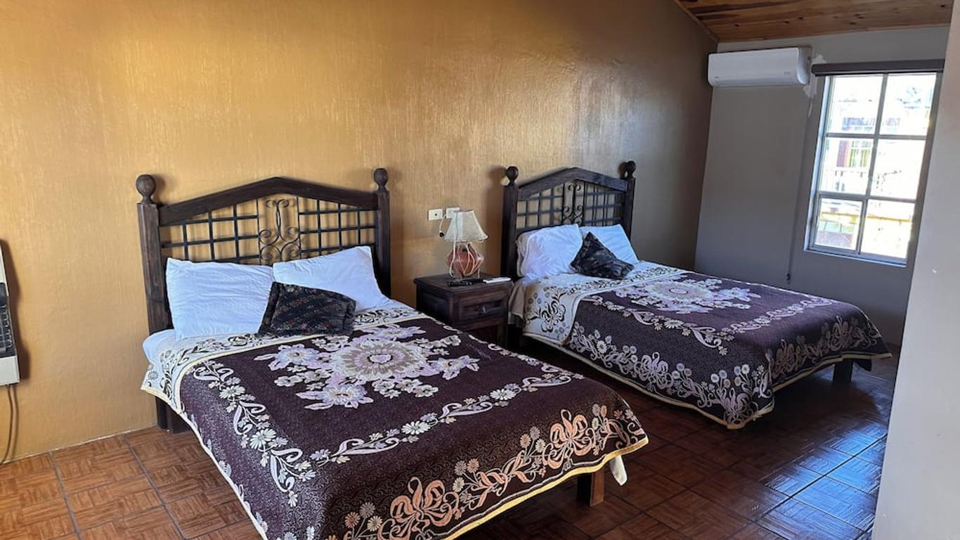 Hotel Puesta del Sol