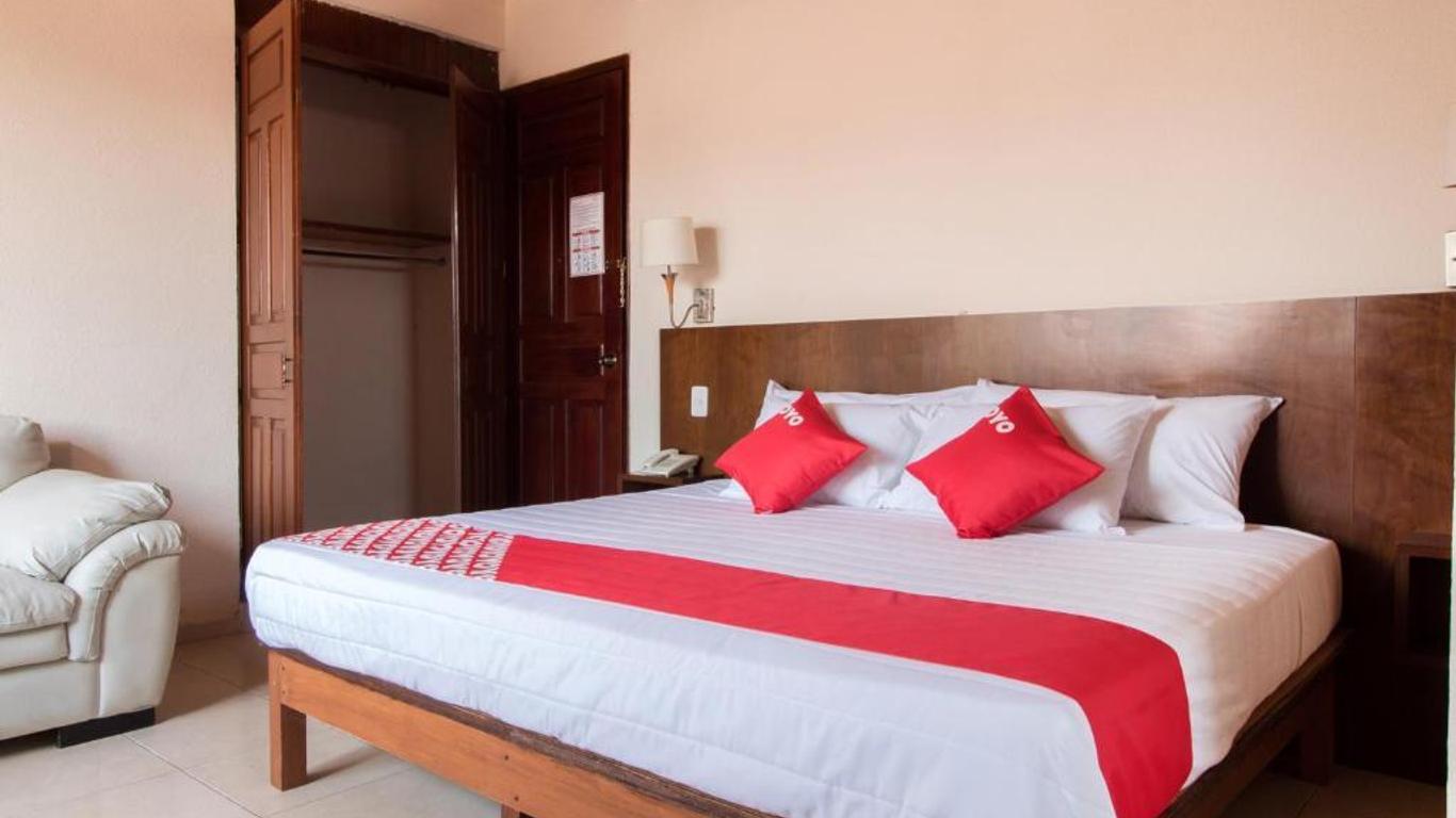 OYO Hotel Santiago Plaza