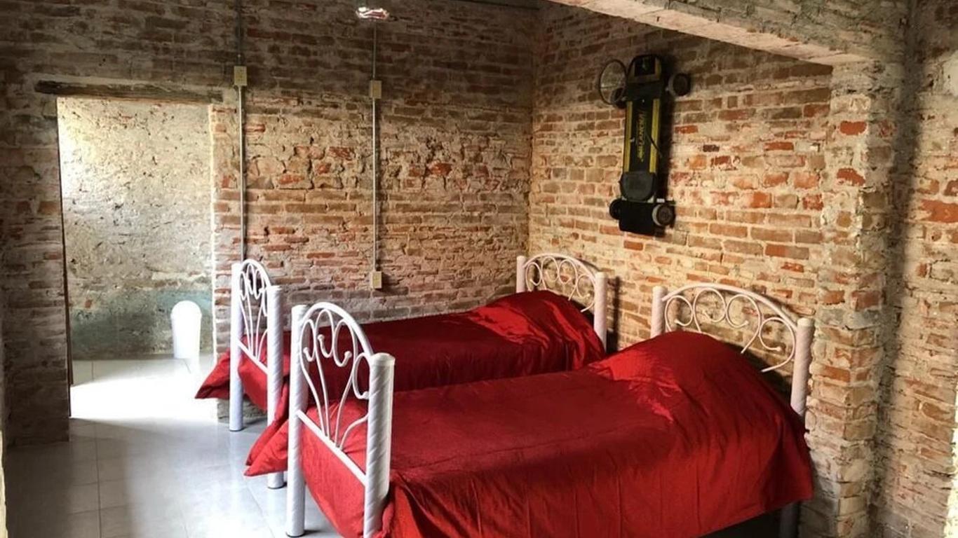 Hostal Casa De Arcos