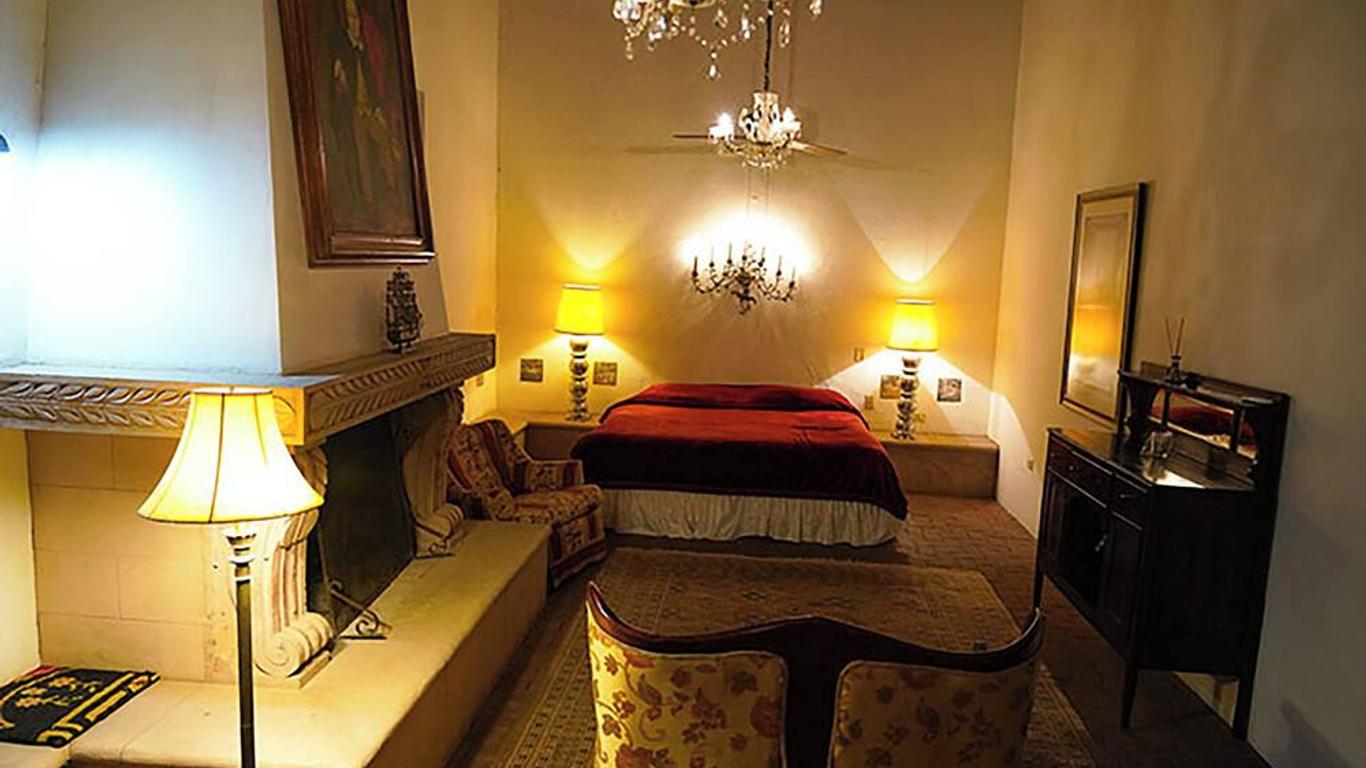 Hotel la Mansión