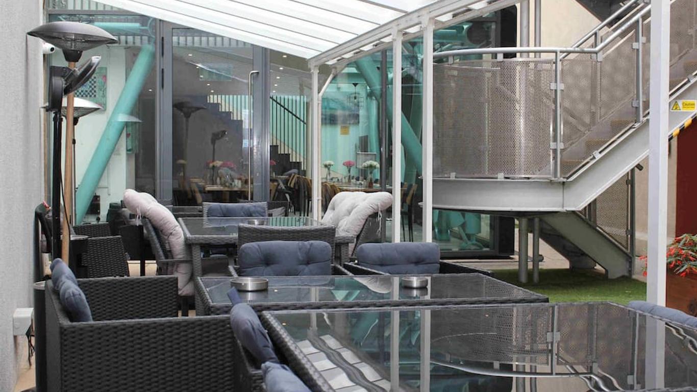 Grand Plaza Serviced Apartments