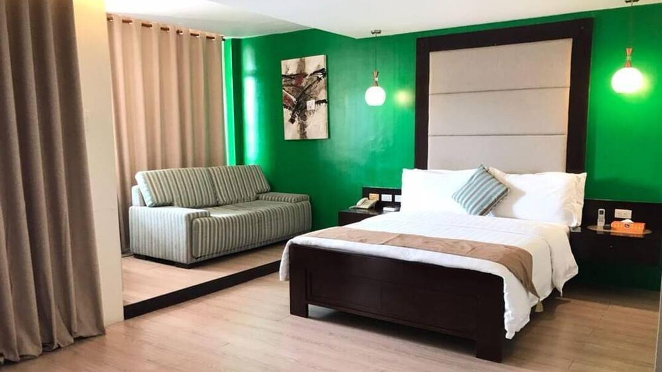 Coron Gateway Hotel & Suites