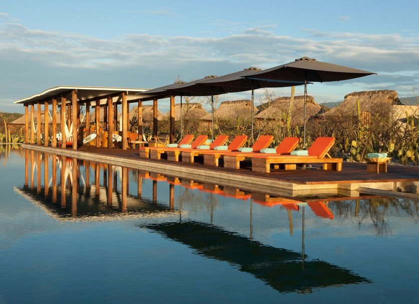 Hotel Escondido