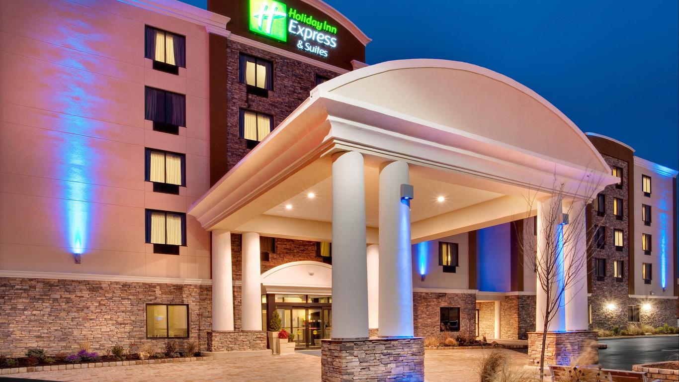 Holiday Inn Express & Suites Williamsport