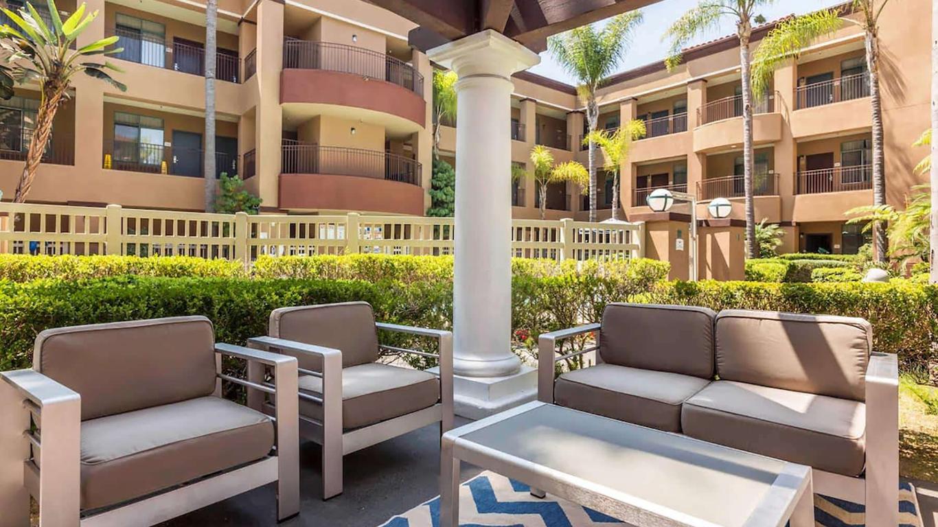 Ramada Suites by Wyndham San Diego/Hotel Circle Area