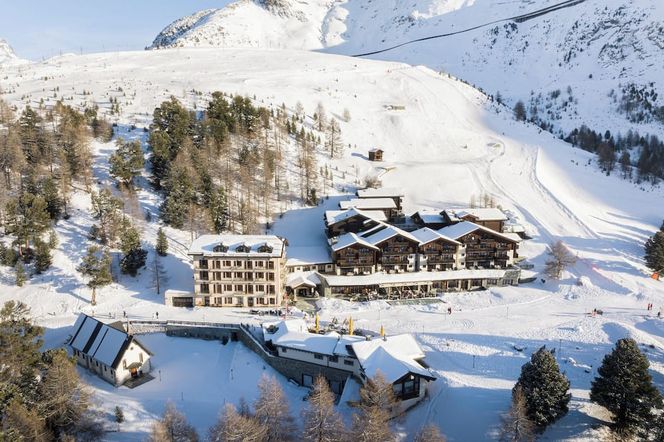 Riffelalp Resort 2222m Ski-in & Ski-out