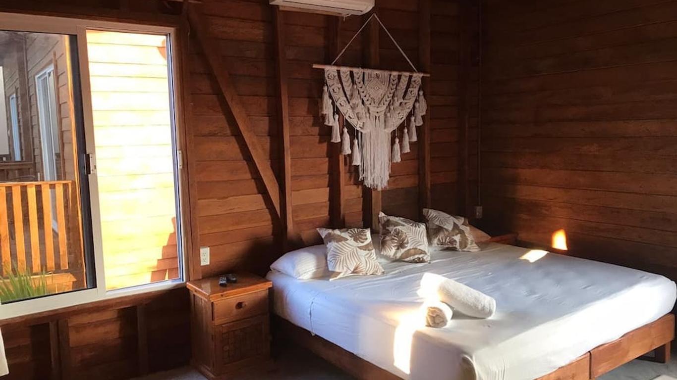 Cabanas Chac Mool