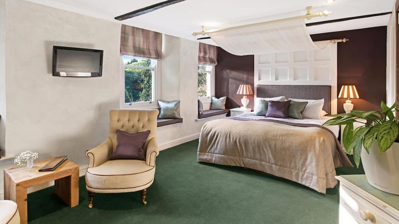 Hipping Hall Hotel & Restaurant