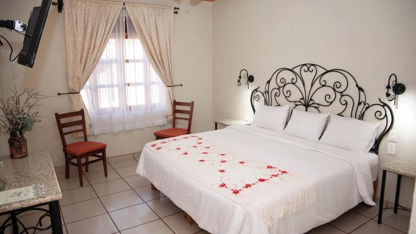 Encanto de la Sierra Hotel