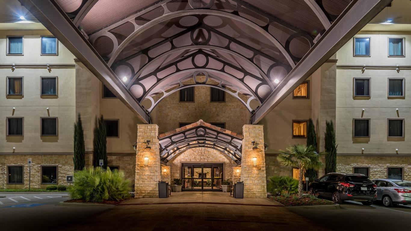 Staybridge Suites DFW Airport North