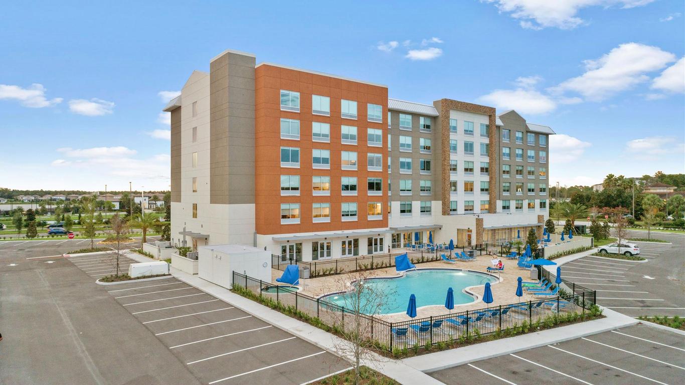 Holiday Inn Express & Suites Orlando- Lake Buena Vista, An IHG Hotel