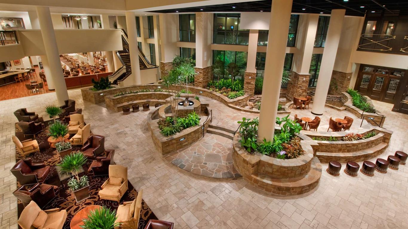 Embassy Suites San Antonio Riverwalk-Downtown