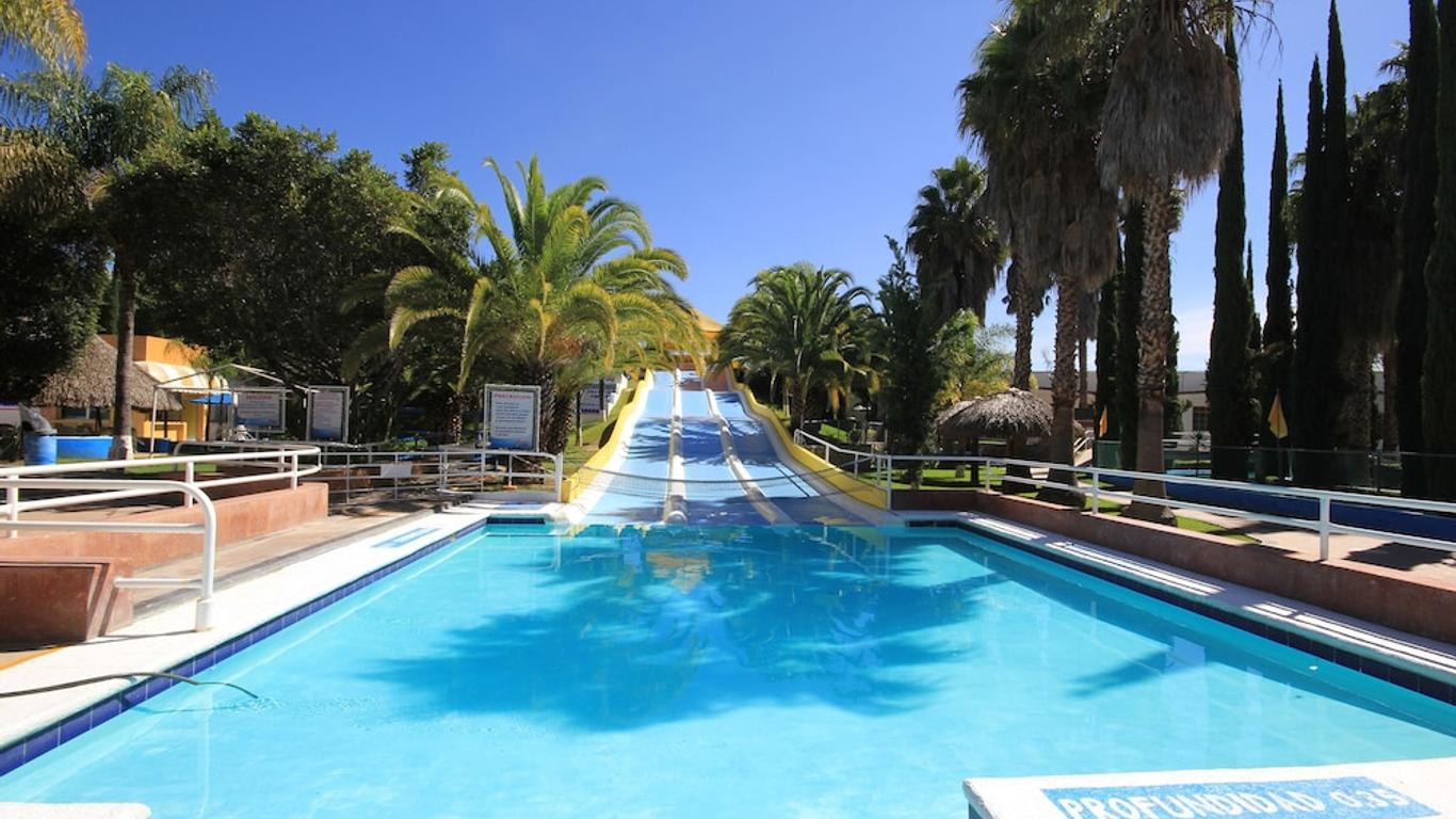 Hotel Splash Inn