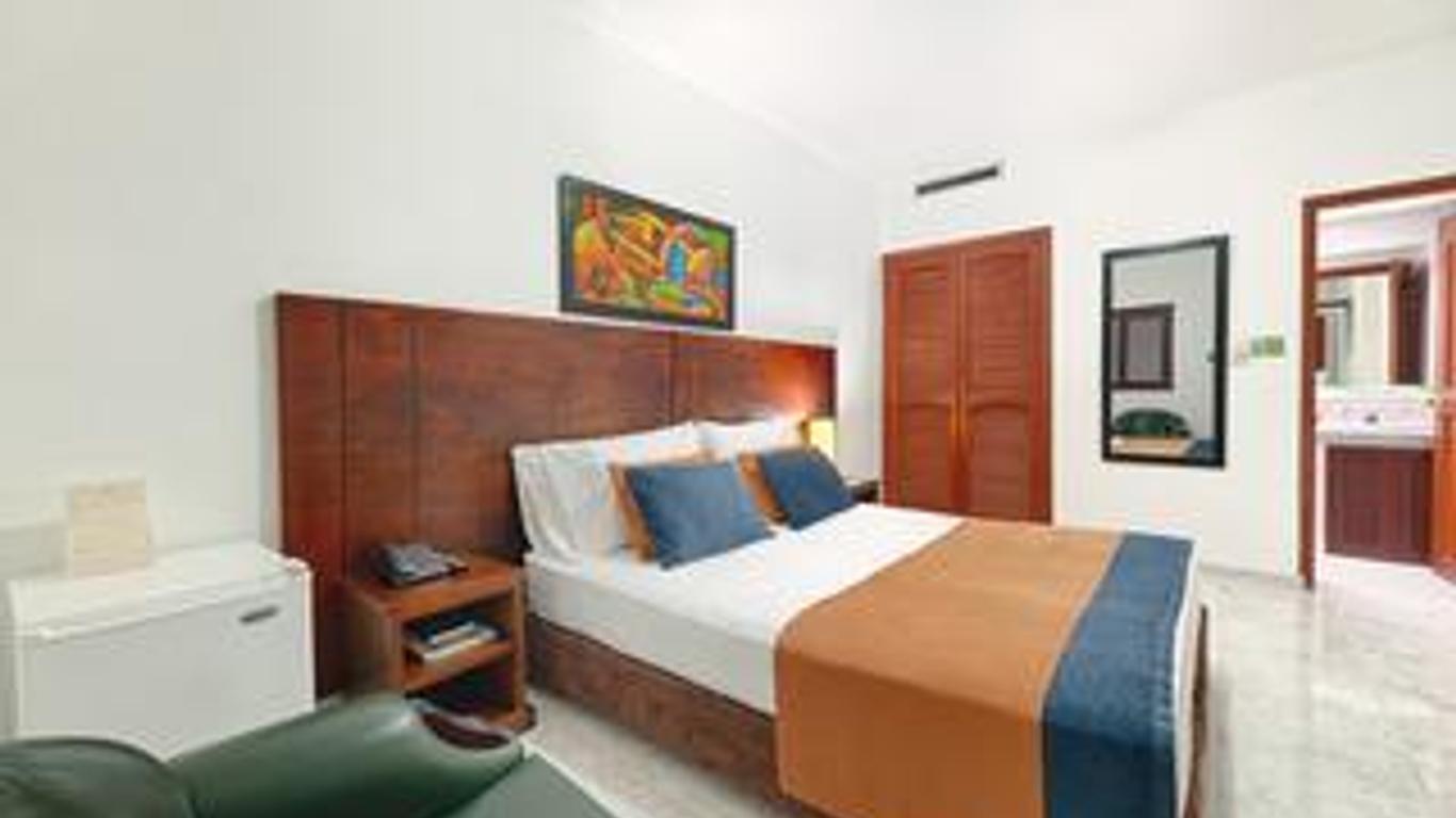 Tama Hotel Granada Real Cali
