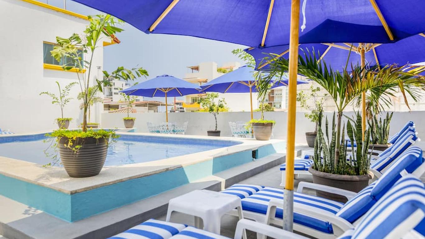 Hotel Pueblito Vallarta